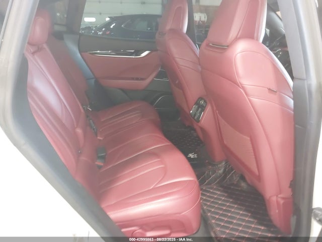 42995863 :رقم المزاد ، ZN661YUS0JX284352 vin ، 2018 Maserati Levante S Gransport مزاد بيع