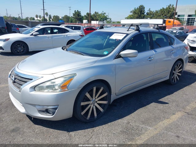 Nissan 2014 2014 1N4AL3AP2EC298572 Image 2