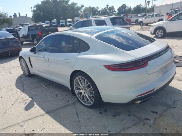 2018 PORSCHE PANAMERA WP0AA2A74JL104046 Photo 2