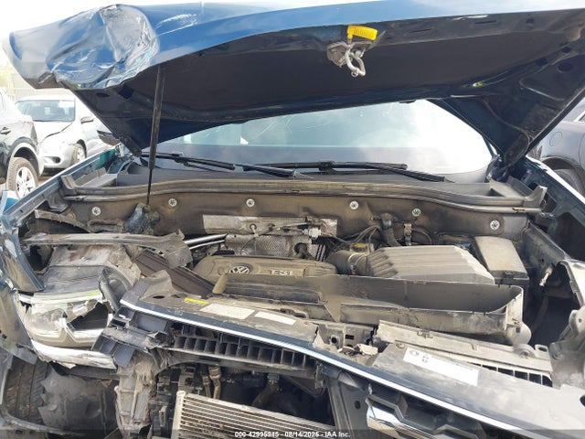 1V2AP2CA4KC587593 Volkswagen tsi