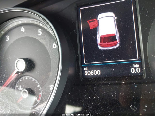 1V2AP2CA4KC587593 Volkswagen tsi
