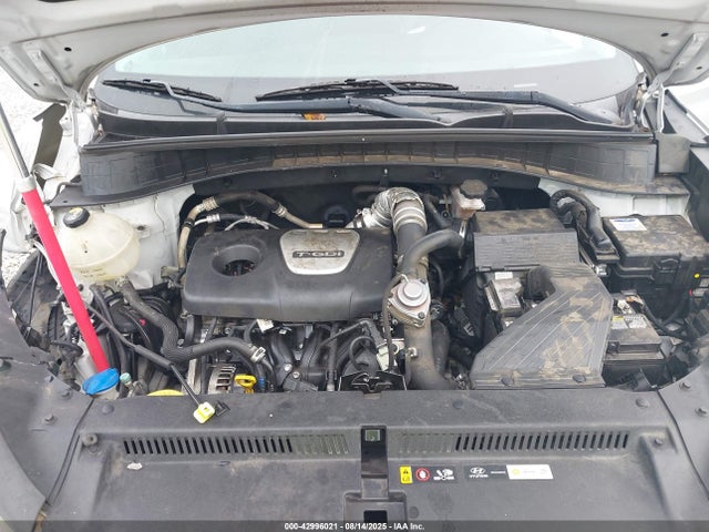 Hyundai 2016 2016 KM8J33A24GU256038 Image 10