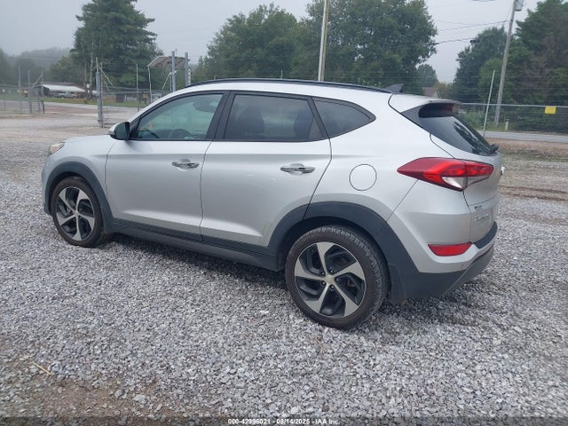 Hyundai 2016 2016 KM8J33A24GU256038 Image 3