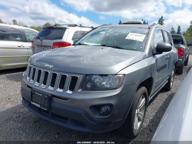 1C4NJDBB6ED586261 Jeep 2014