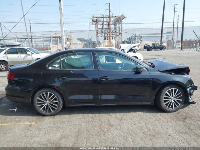 3VWD17AJ5HM288909 Volkswagen 1.8 tsi