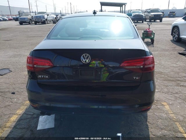 3VWD17AJ5HM288909 Volkswagen 1.8 tsi