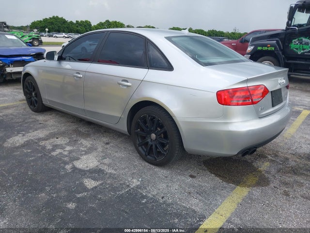 2011 AUDI A4 WAUBFAFL1BA086525 Photo 2