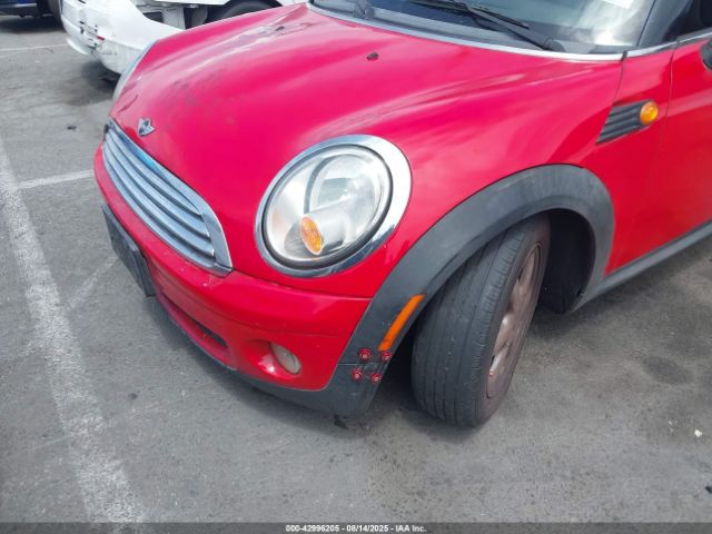 2008 MINI COOPER WMWMF335X8TT62692 Photo 5