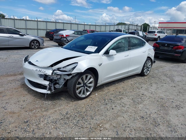 Tesla MODEL 3 2017 5YJ3E1EA8HF003747 Image 2