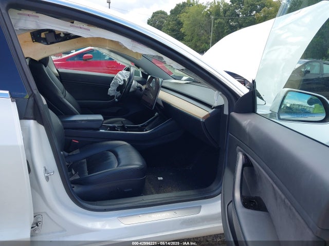 Tesla MODEL 3 2017 5YJ3E1EA8HF003747 Image 5