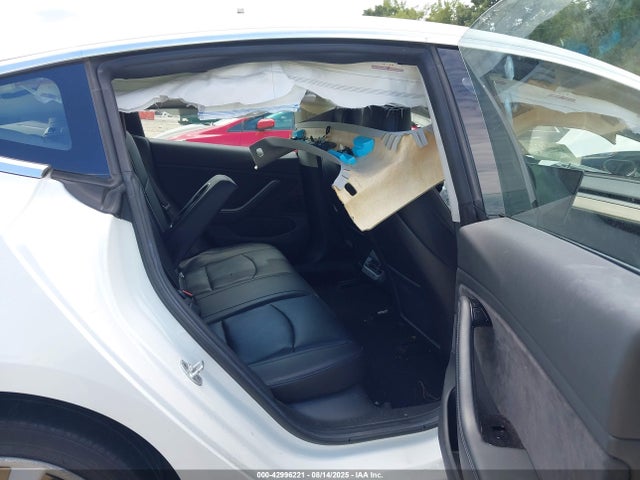 Tesla MODEL 3 2017 5YJ3E1EA8HF003747 Image 8
