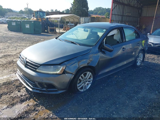 Volkswagen tsi 2018 3VW2B7AJ8JM206679 Image 2