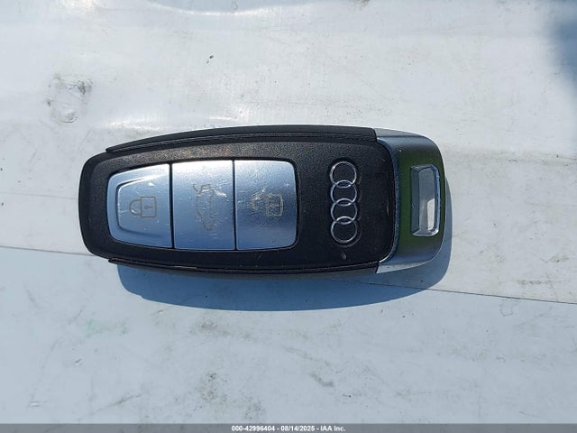 2019 AUDI Q8 WA1EVAF11KD018462 Photo 10