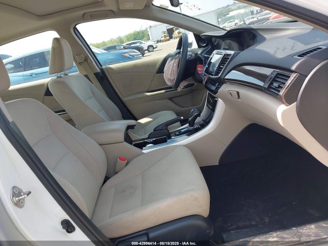 1HGCR2F05GA174903 Honda k24w1