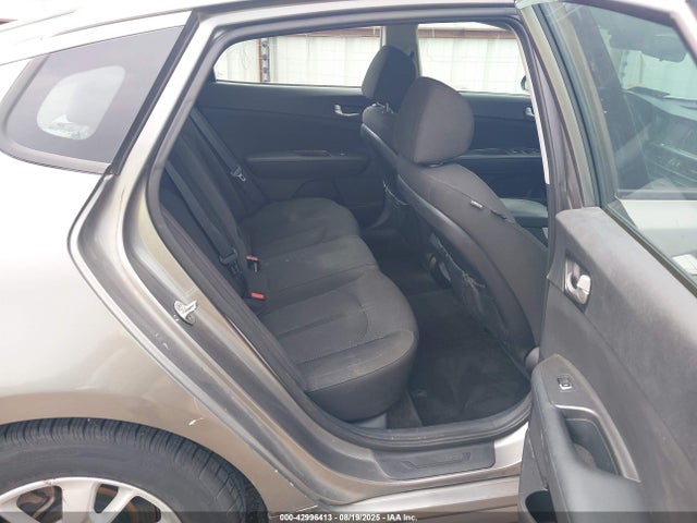 5XXGT4L3XJG235699 KIA gdi
