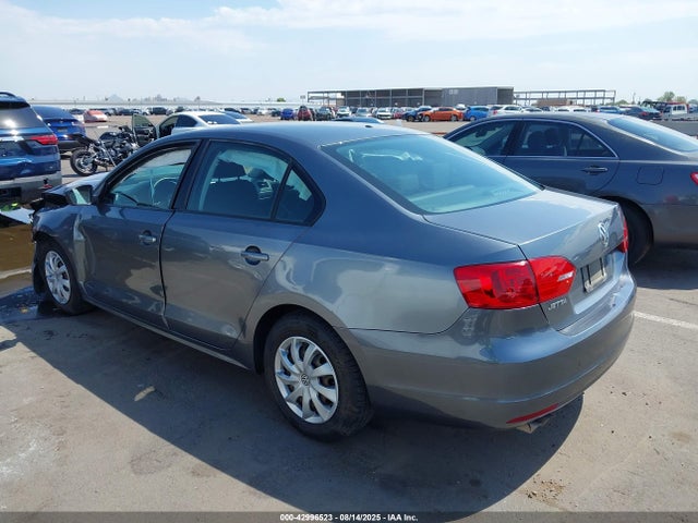 3VW2K7AJ6EM249469 Volkswagen Jetta