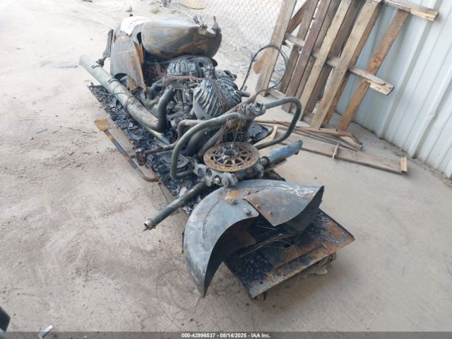 2018 INDIAN MOTORCYCLE CO. CHIEFTAIN 56KTFAAA8J3361852