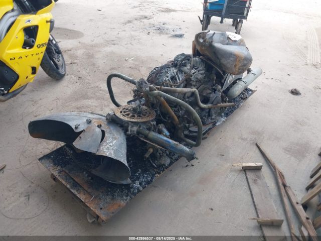 2018 INDIAN MOTORCYCLE CO. CHIEFTAIN 56KTFAAA8J3361852 Photo 1