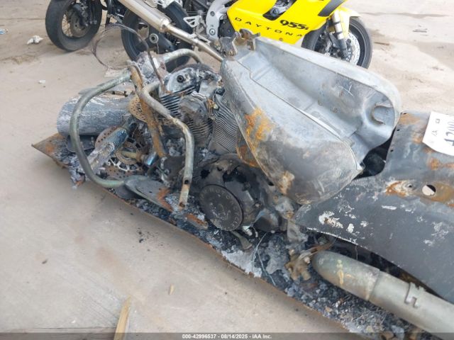 2018 INDIAN MOTORCYCLE CO. CHIEFTAIN 56KTFAAA8J3361852 Photo 8