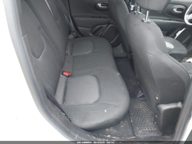 2022 JEEP RENEGADE ZACNJDA17NPN50764 Photo 7