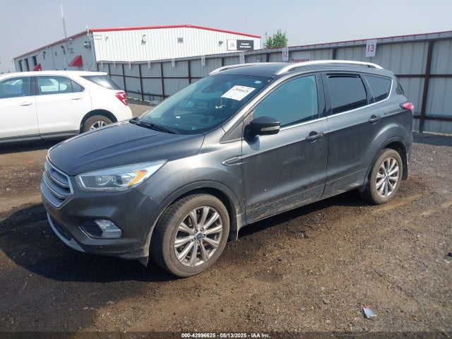 1FMCU9J92HUD22223 Ford Escape