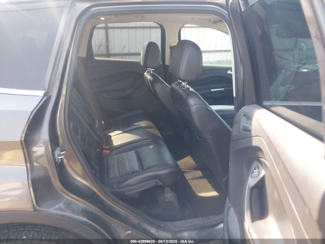 1FMCU9J92HUD22223 Ford Escape