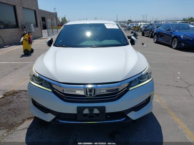 1HGCR2F18HA125611 Honda k24w1