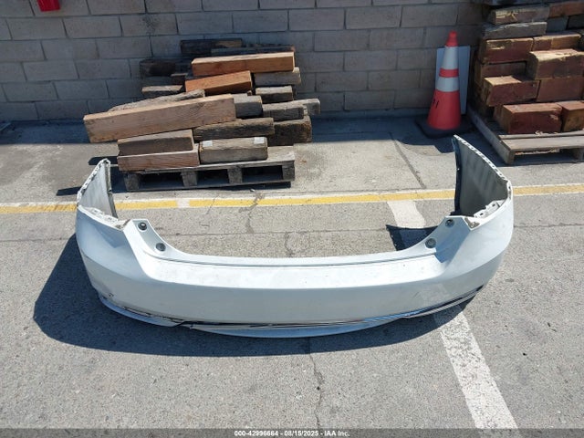 1HGCR2F18HA125611 Honda k24w1