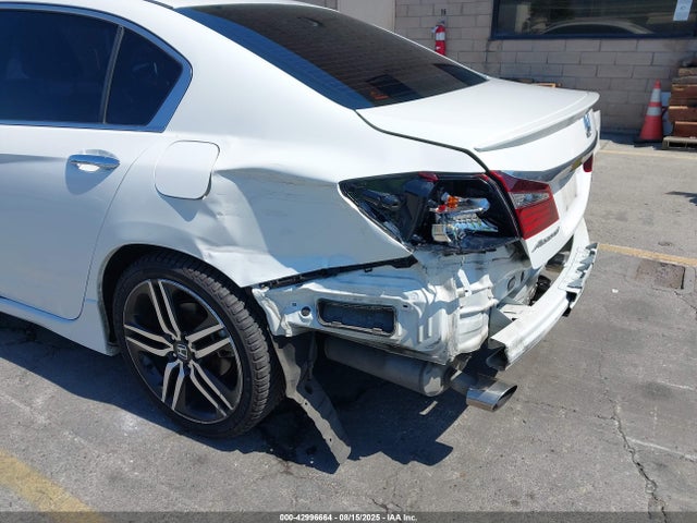 1HGCR2F18HA125611 Honda k24w1