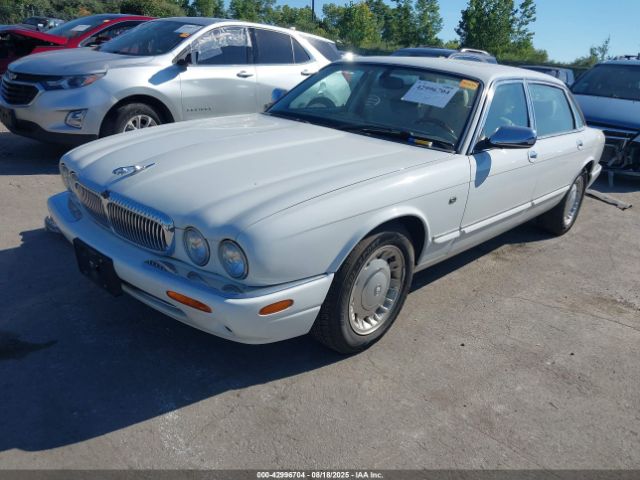 2000 JAGUAR XJ8 SAJDA24C0YLF14668 Photo 1