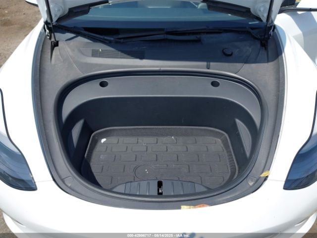 2023 TESLA MODEL 3 5YJ3E1EA9PF499043 Photo 9