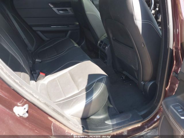2016 JAGUAR XF SAJBL4BV3GCY13326 Photo 7