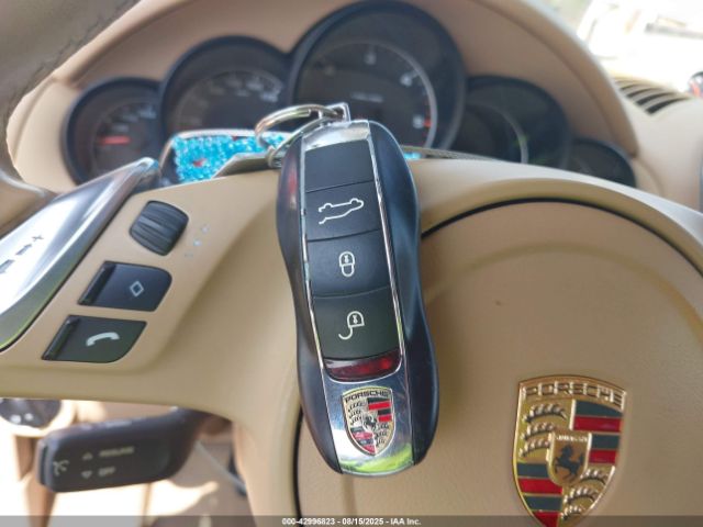 2013 PORSCHE CAYENNE WP1AF2A26DLA38723 Photo 10