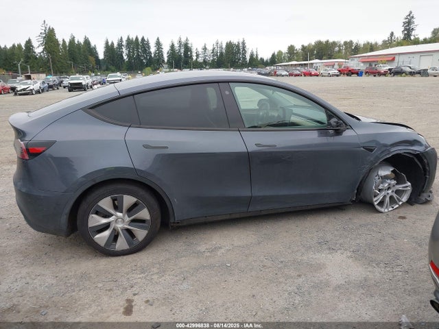 Tesla 2023 2023 7SAYGDEE9PF616658 Image 13