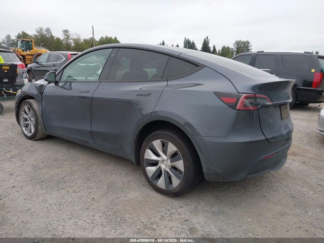 Tesla 2023 2023 7SAYGDEE9PF616658 Image 3