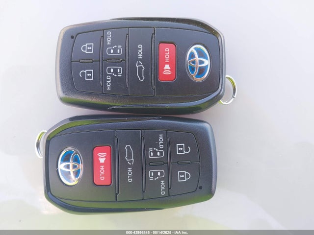 5TDDSKFC3RS126839 Toyota a25a-fxs