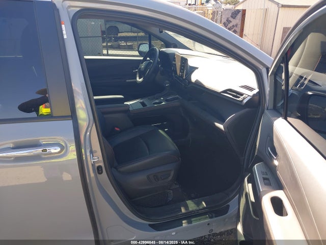 5TDDSKFC3RS126839 Toyota a25a-fxs