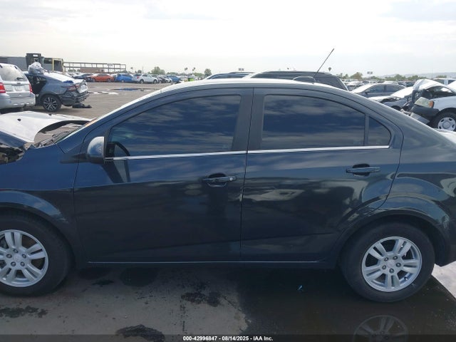 Chevrolet lwe 2015 1G1JC5SG3F4134482 Image 14