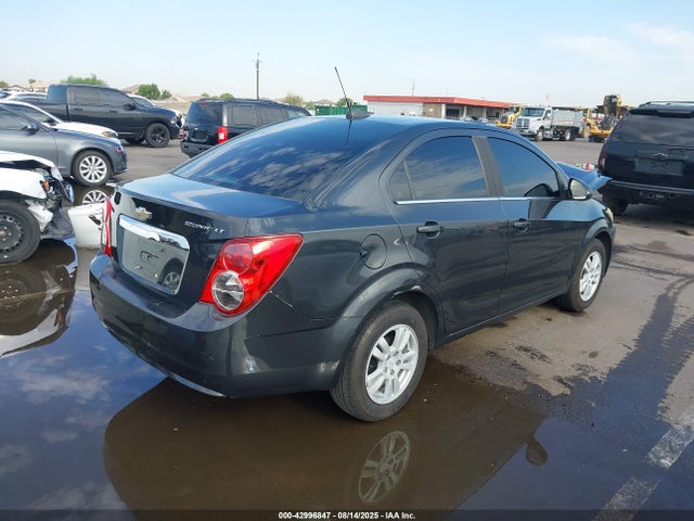 Chevrolet lwe 2015 1G1JC5SG3F4134482 Image 4