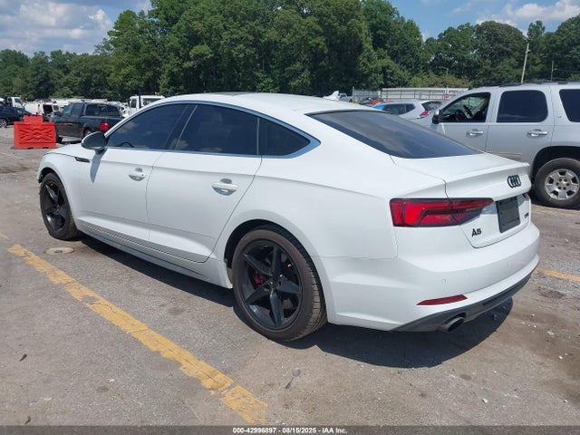 2018 AUDI A5 WAUENCF56JA015171 Photo 2