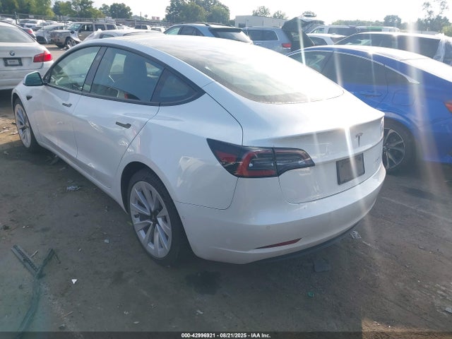 2022 TESLA MODEL 3 5YJ3E1EBXNF126938 Photo 2