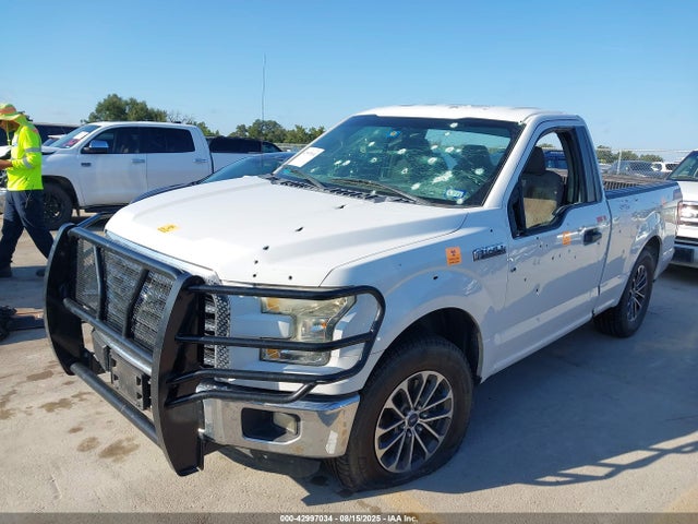 Ford 2016 2016 1FTMF1C88GFA37084 Image 2