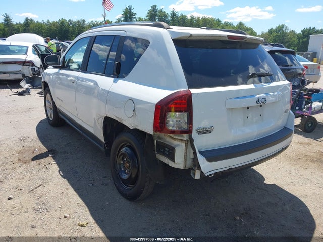 Jeep 2014 2014 1C4NJDEB5ED791940 Image 3