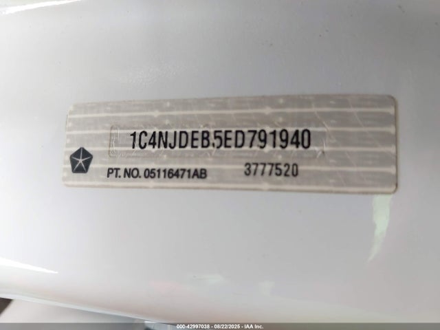Jeep 2014 2014 1C4NJDEB5ED791940 Image 9
