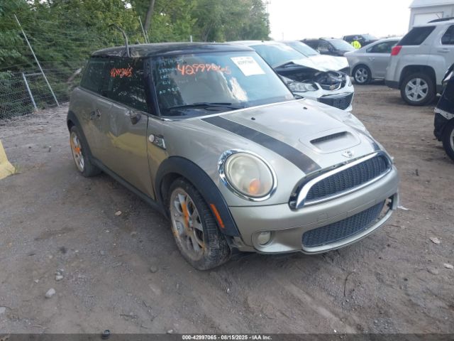 2009 MINI COOPER S WMWMF73599TW80893 Photo 0
