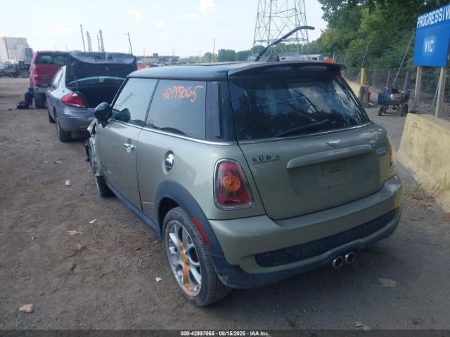 2009 MINI COOPER S WMWMF73599TW80893 Photo 2