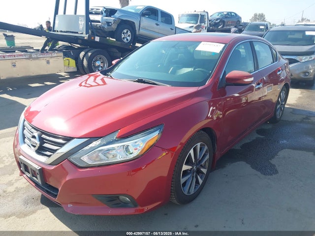 1N4AL3AP8GC275185 Nissan 2016