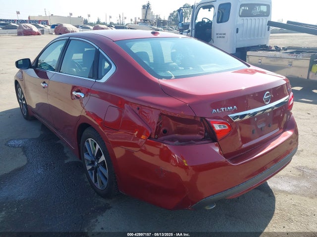 1N4AL3AP8GC275185 Nissan 2016
