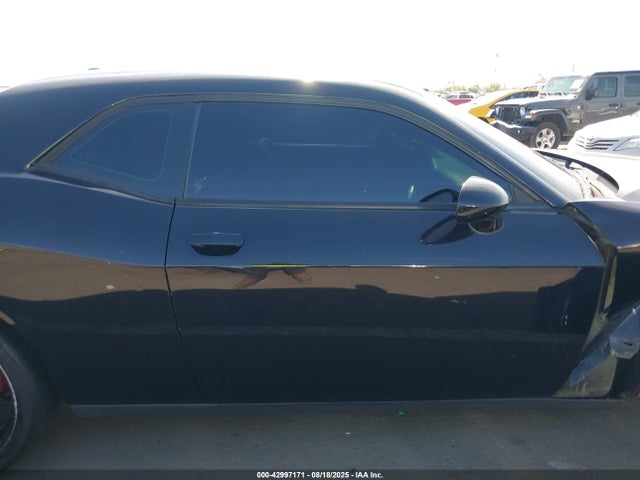2C3CDZAG2HH572572 Dodge Challenger