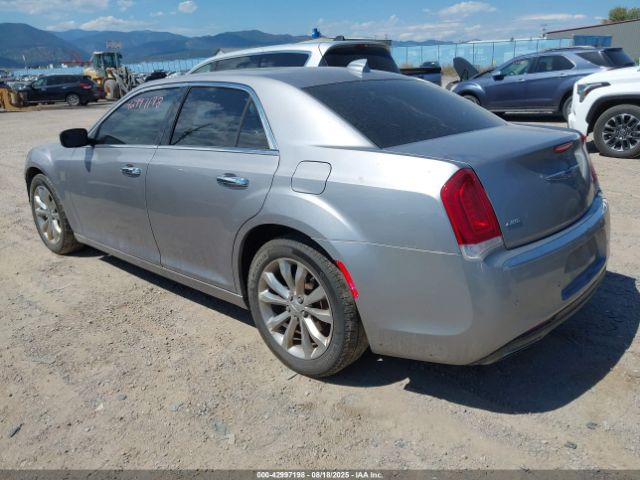 2018 CHRYSLER 300 2C3CCAKG8JH296679 Photo 2